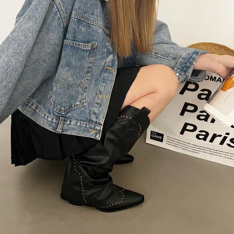 Summer 2025 New Vintage Pointed Western Boots Women's Brown Riveted Pants Boots Versatile Thick Heel Fashion Boots