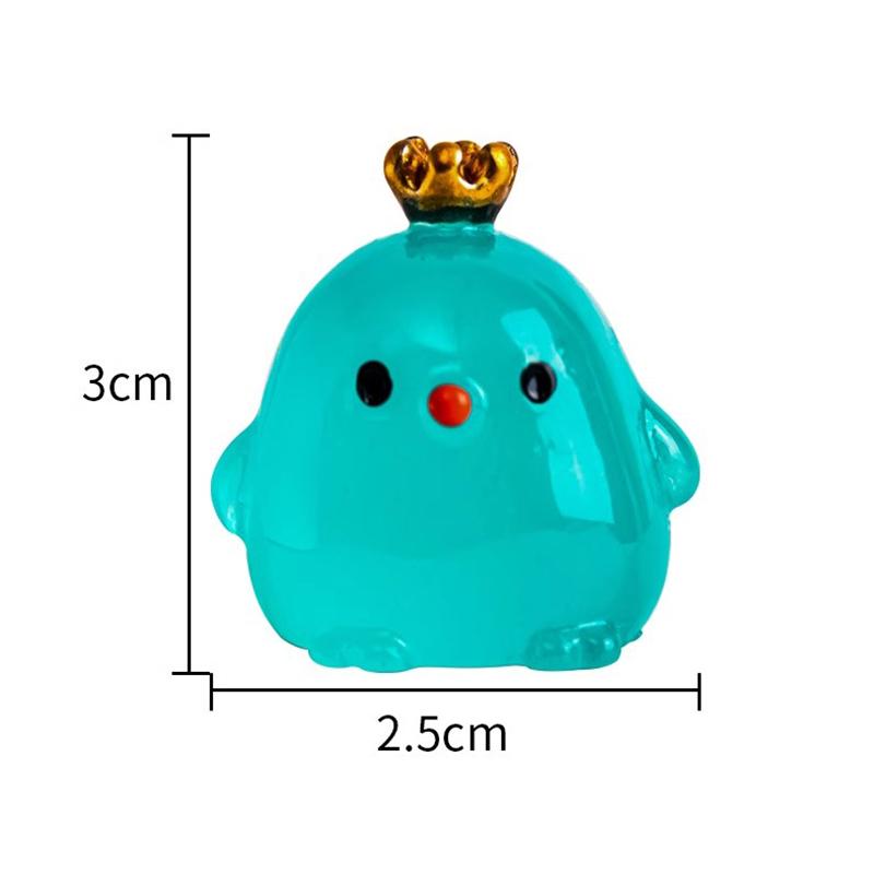 

5Pcs світяться міні смола корона курка орнамент приладової панелі автомобіля дзеркало заднього виду мультфільм декор авто інтер єр аксесуари