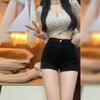 Dámské Černé Džínové Horké Šortky s Vysokým Pasem do Áčka - Americký Styl Letní Zeštíhlující Šortky Obepínající Boky