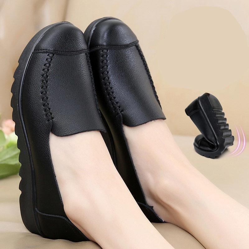 Mother's Shoes Soft Leather Bottom Embroidered Leather Shoes Middle-aged and Elderly Deep Mouth Single Comfortable Women's Shoes