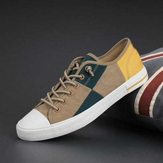 Men's Spring Canvas Shoes: Breathable, Casual, Versatile Low-Top Skate Shoes with Elastic Band.