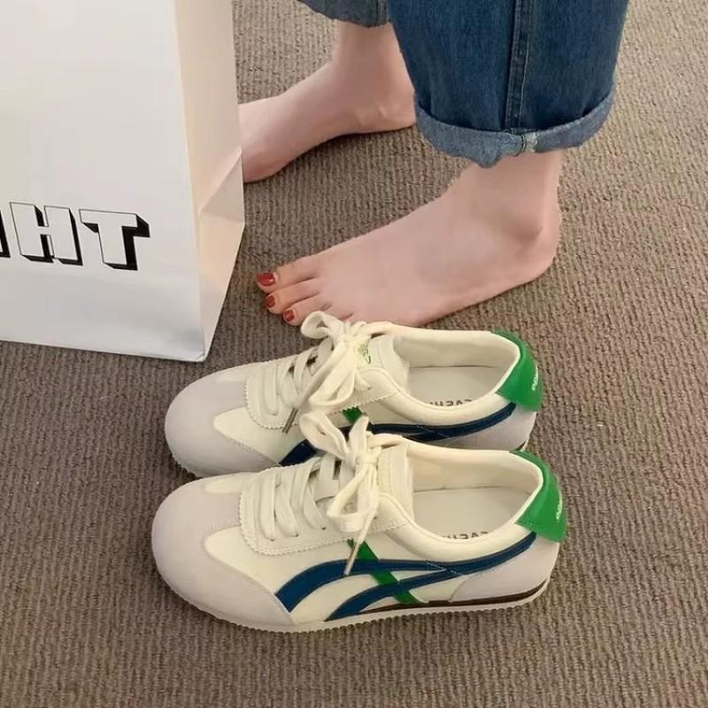 Shoes women's little white shoes new summer flat-bottomed versatile shallow mouth single shoes sports and leisure board shoes