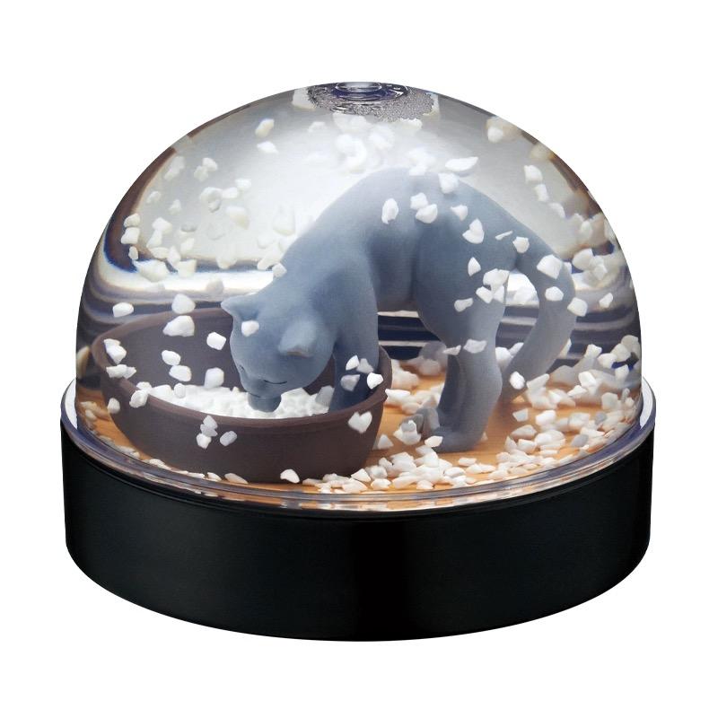 Äkta Gacha Figur Liten Skala Modell Kattlåda Snökristallkula Ägg Twist Tre Blommor Kattrakning Kattlåda Figur Leksaker