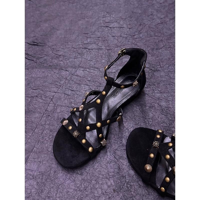 Retro ethnic style rivet open-toed flat-heeled sandals 2025 summer new European and American fashion Roman vacation shoes women