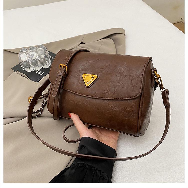 

Премиальный модный бродячий мешок 2025 новый ретро универсальный наплечный мешок под мышкой трендовая модная нишевая сумка-мессенджер