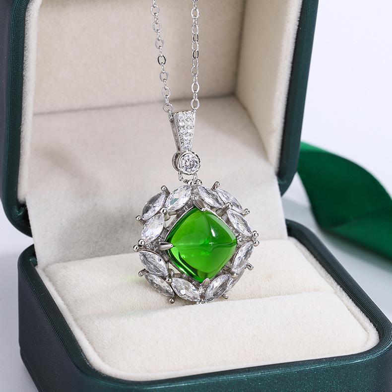 Ruby Light Luxury Cut Sugar Tower Royal Blue Necklace Set Emerald Sugar Tower Colorful Treasure Pendant Old Money Wind