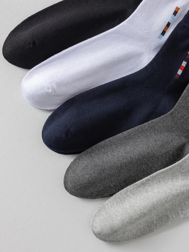5-Pair Men's Black Mid-Calf Socks: Pure Cotton, Sweat-Absorbent, Odor-Resistant, Comfortable for Business & Casual Wear, Ideal for Autumn & Winter.