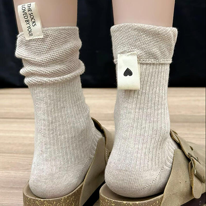 1316 Hearttap Socks Loose Fit Back Tab White Fashion Brand Socks 01 White