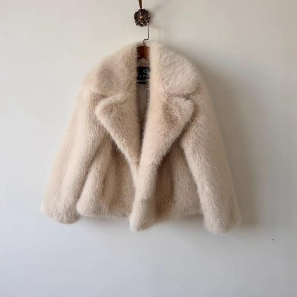 Neuer grenzüberschreitender Kunstpelzmantel: Weicher, flauschiger Fuchsstil für Damen - Umweltfreundliche europäische & amerikanische Street Fashion