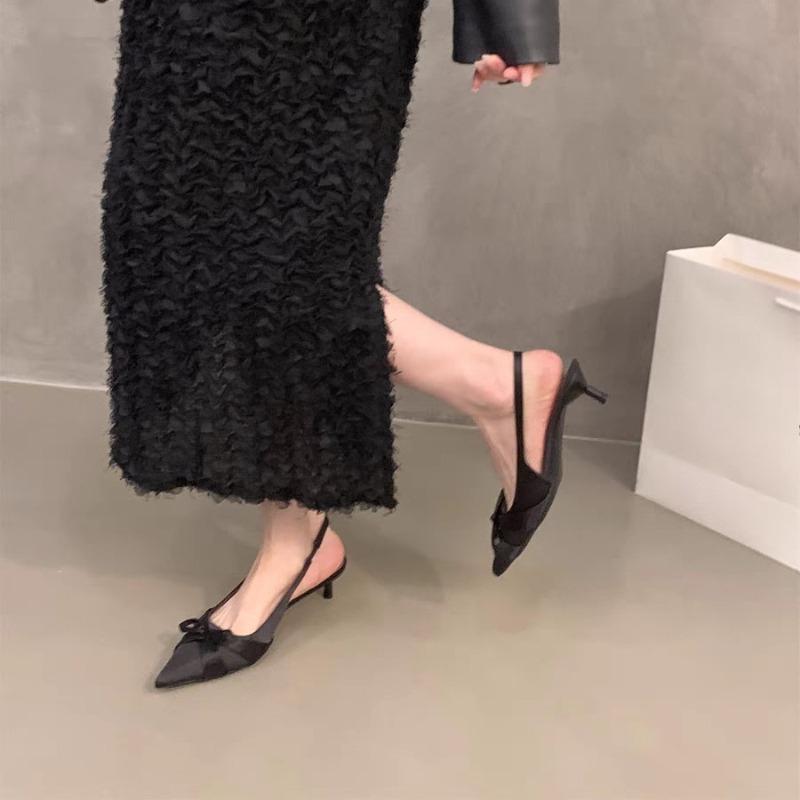 

Модные туфли-лодочки на высоком каблуке с сексуальным острым носком, элегантные женские сандалии 2025 бренда Mary Jane, летние трендовые новинки, туфли для вечеринок, туфли-лодочки для женщин 35 чёрный