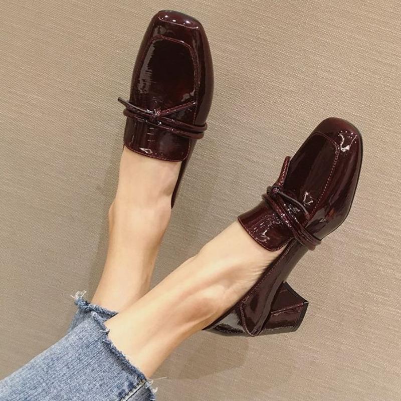 Women's Chunky Heel Loafers 2025 Spring New Korean Style Patent Leather Vintage Square Toe Versatile Loafers Shoes