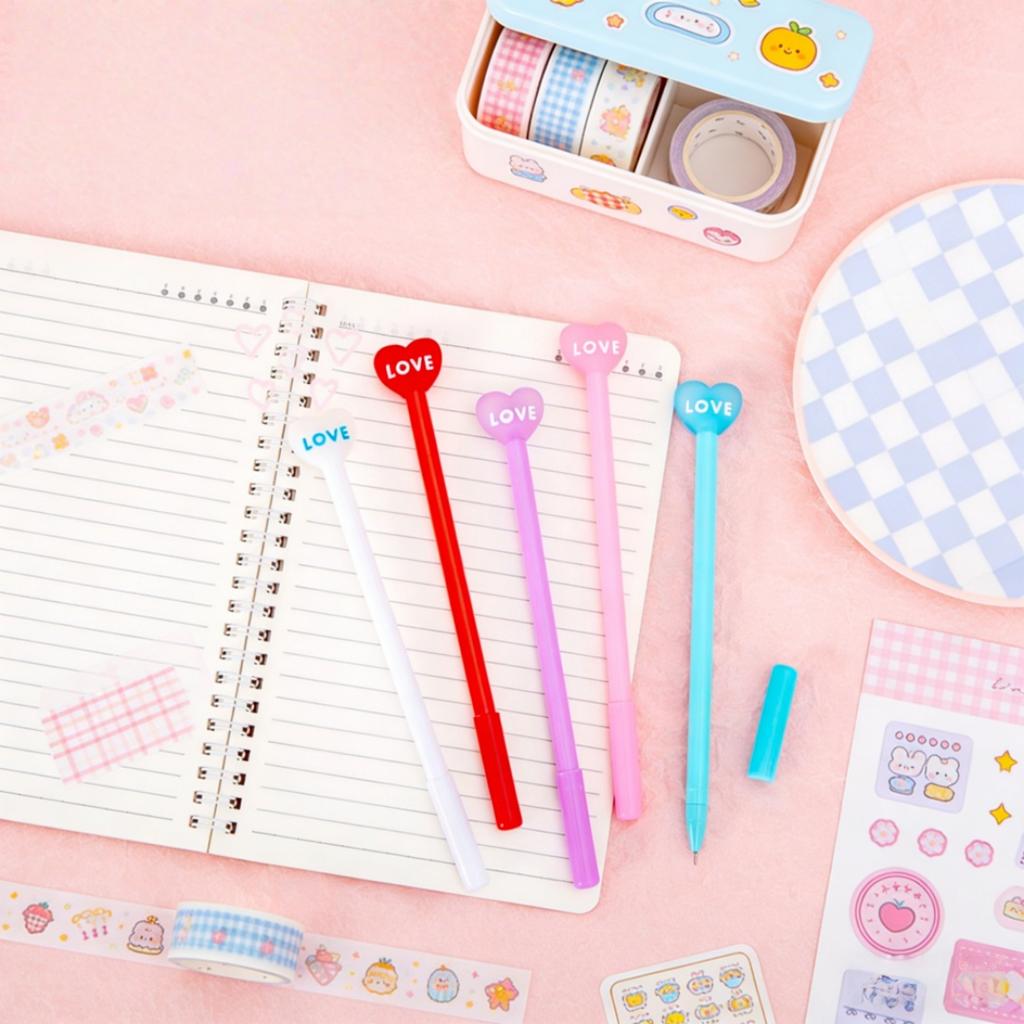 2pcs Love Heart Gel Pens 0.5mm Black Ink Romantic Valentine'S Day Gifts Smooth Writing Cute Student Stationery Wedding Favors