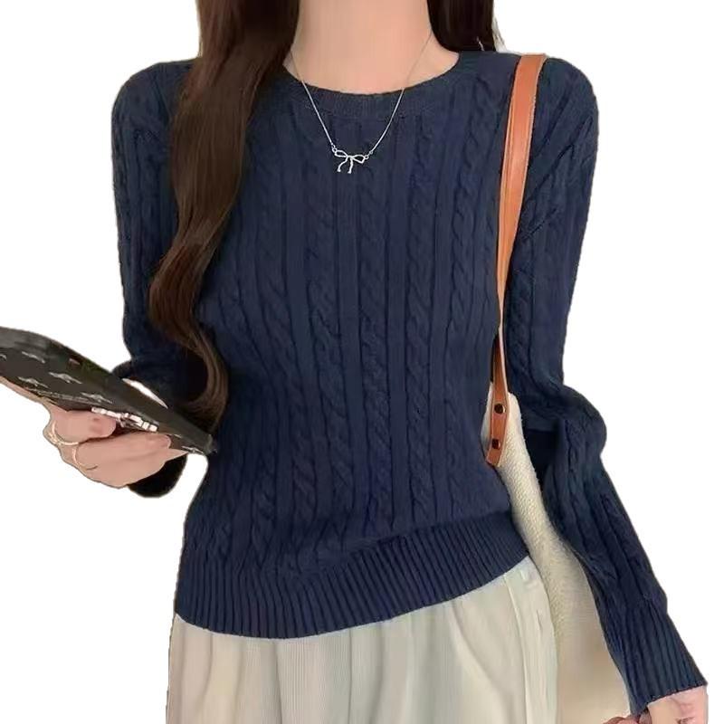 Korean Embroidery Pony Logo Sweater: Women's Versatile Classic Round Neck Cable Knit Top for Autumn/Winter