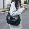 Niche Casual Soft Leather Dumpling Bag Messenger Bag Women's 2024 New Commuter Versatile Crescent Bag Underarm Shoulder Bag Women