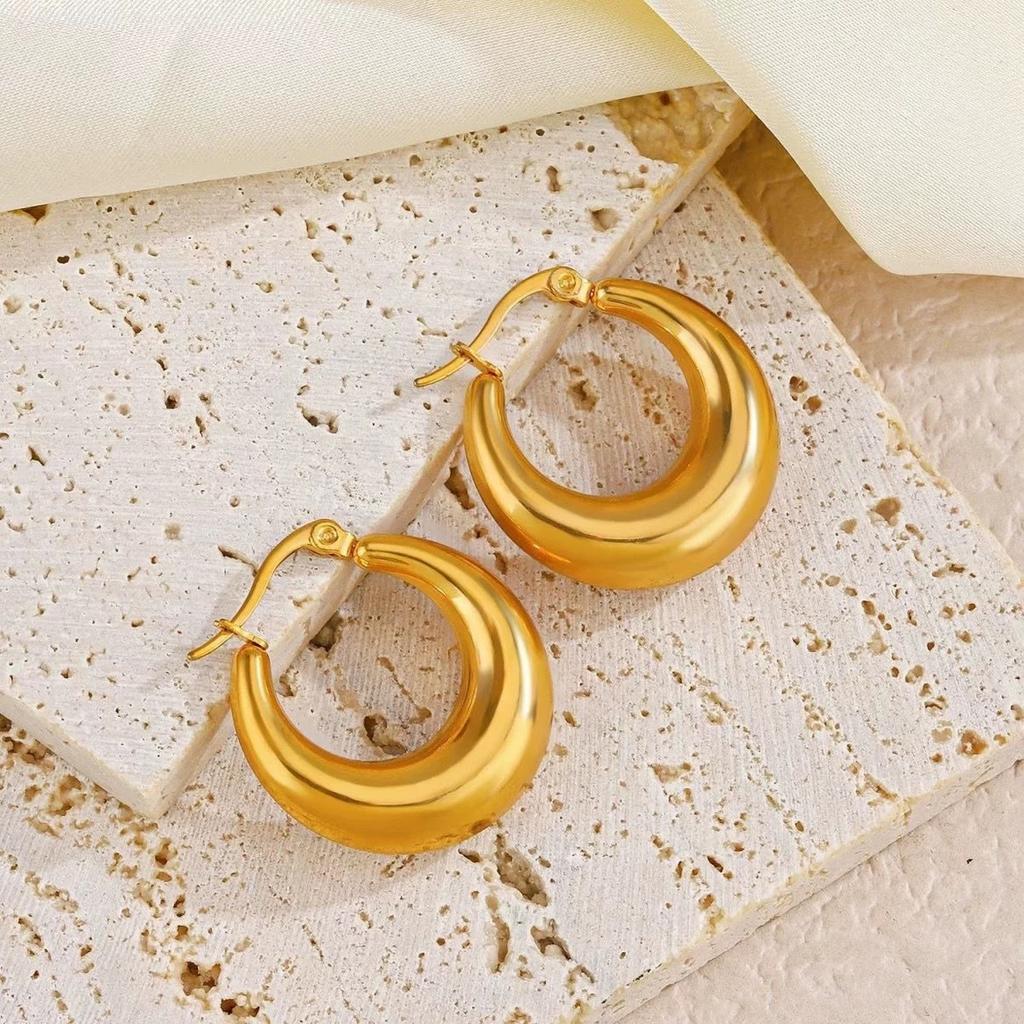 Big Earrings, Exaggerated Design Sense, Simple and Long-term Non-fading, High-end Temperament Ear Buckle