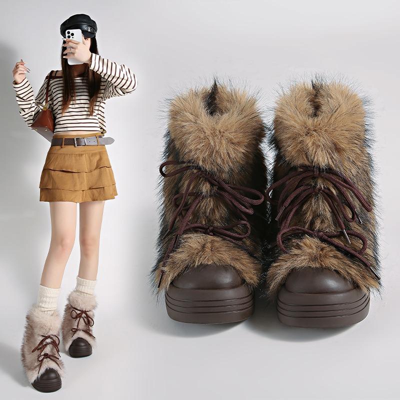 Autumn and Winter Show Feet, Small Women, High Value, Fashionable, Warm and Cold-resistant Thick-soled Snow Boots Tide