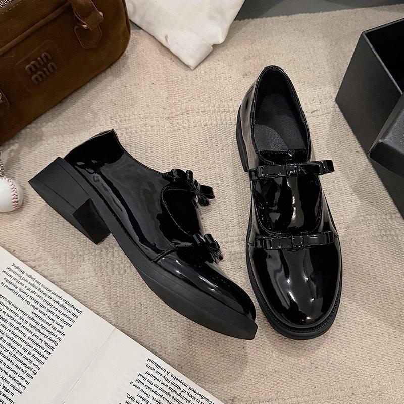 2025 festive high-heeled bow single shoes Mary Jane retro high with small leather shoes with small skirts 35