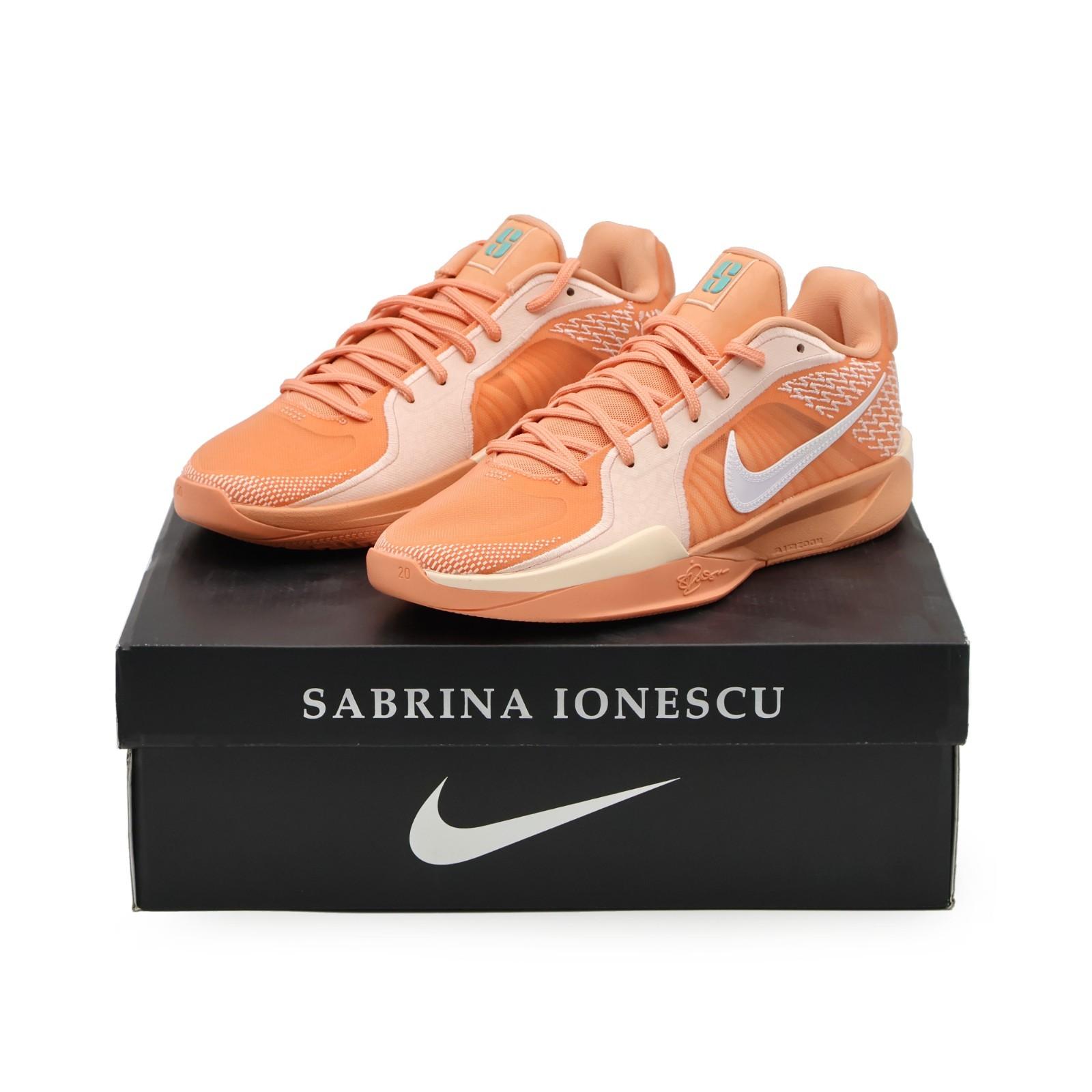 FZ1517-801 Nike Sabrina 2 Activate FQ2174-801 (Women s) 9.5W