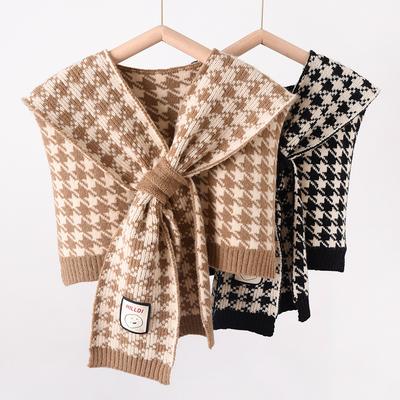 Accessoarer – Halsdukar & Sjalar