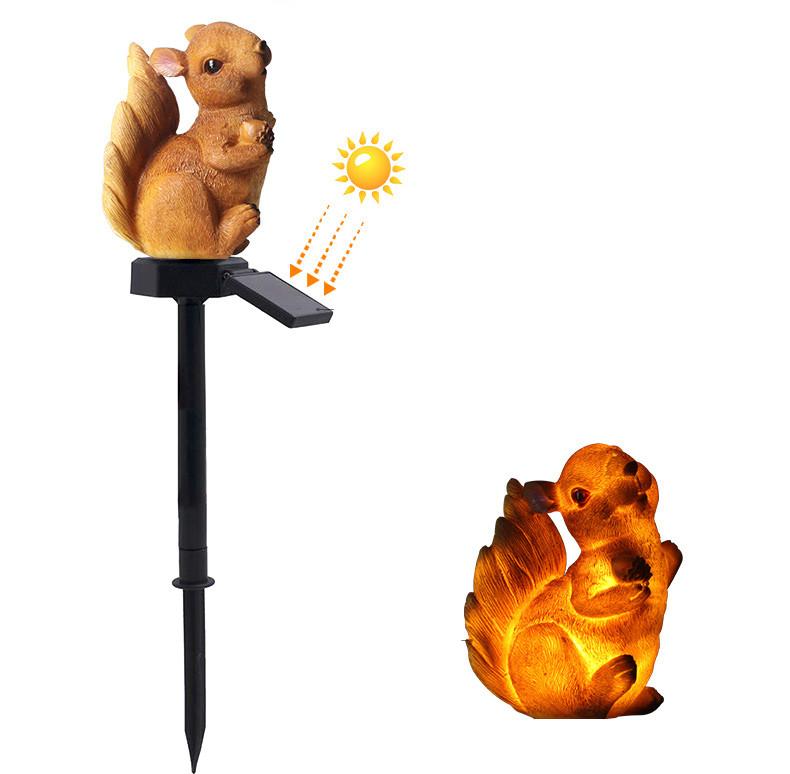 Outdoor LED Lights Resin Waterproof Resin Solar Lawn Light Squirrel Floor Lamp