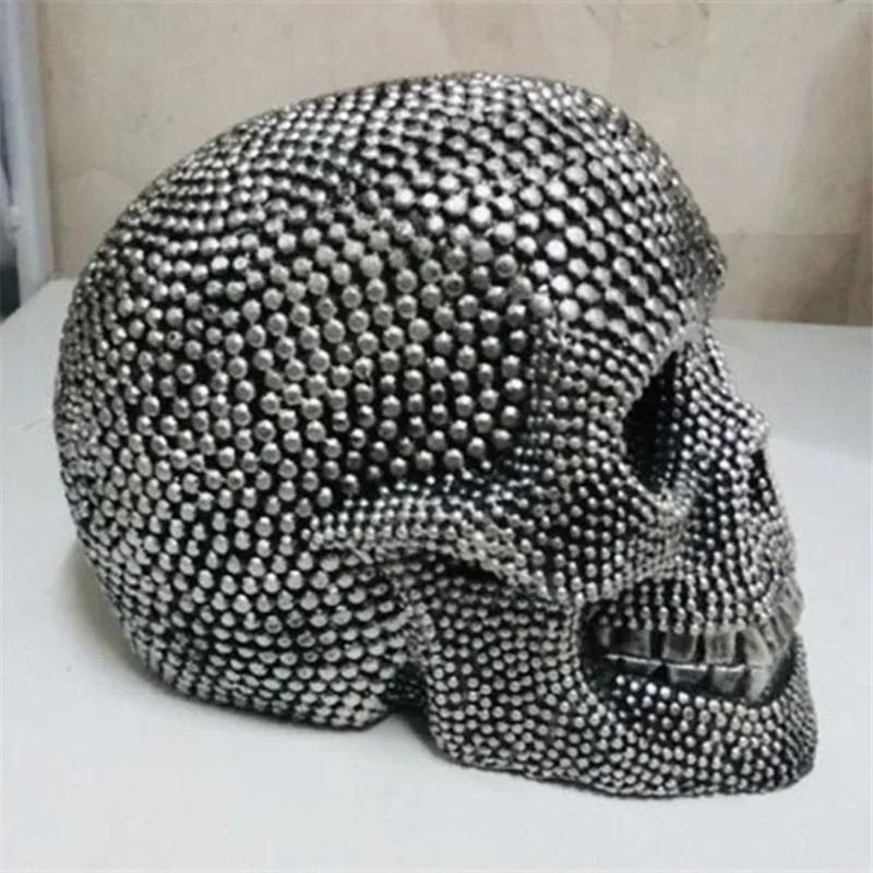 Big Silver Skull Statue Resin Crafts Decorative Ornaments Halloween Decoration Sculpture Home Decor Figurines Office Desk Decor