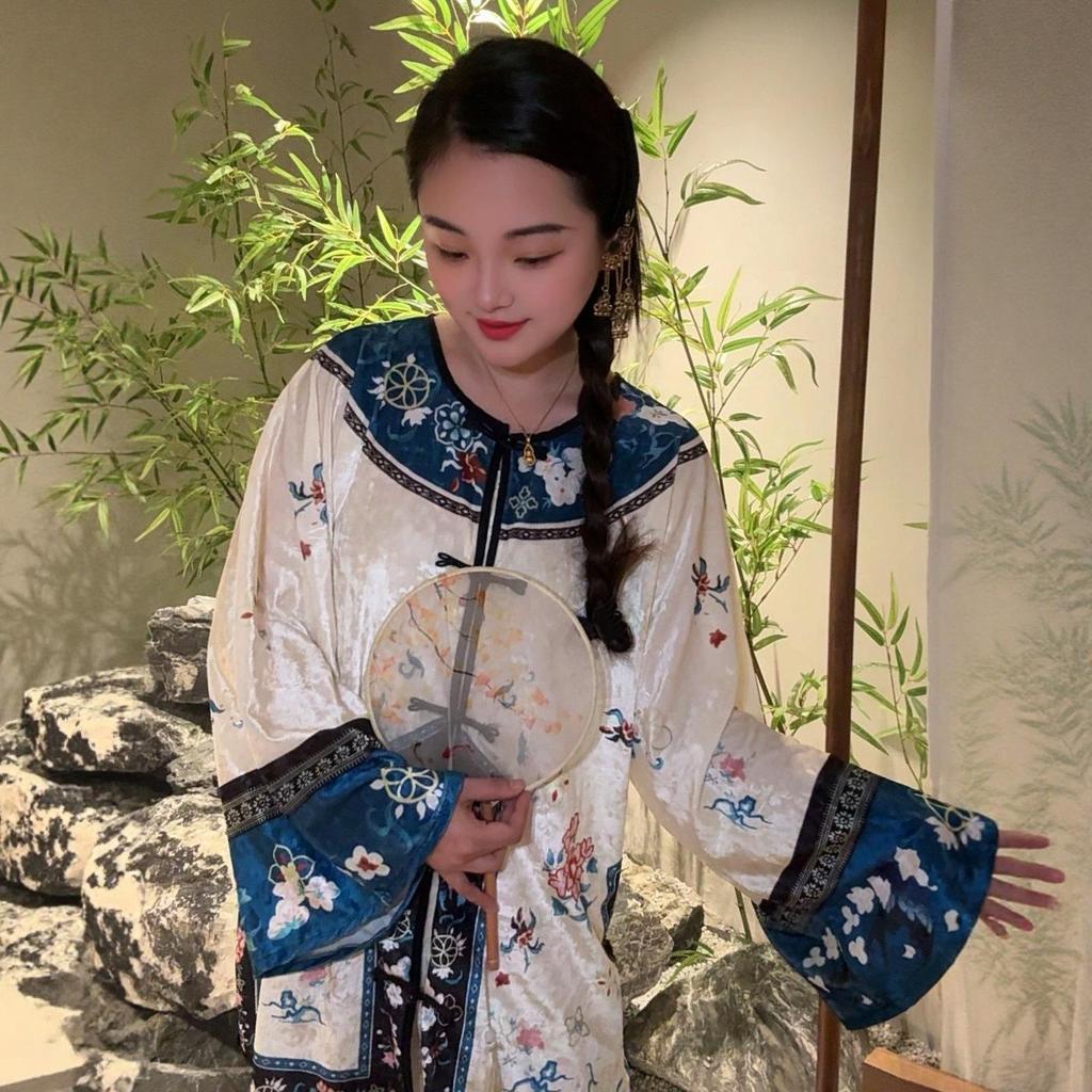 2025 Retro Women's Fleece Cardigan Set: Long Sleeve, Soft Print, National Style Pajamas