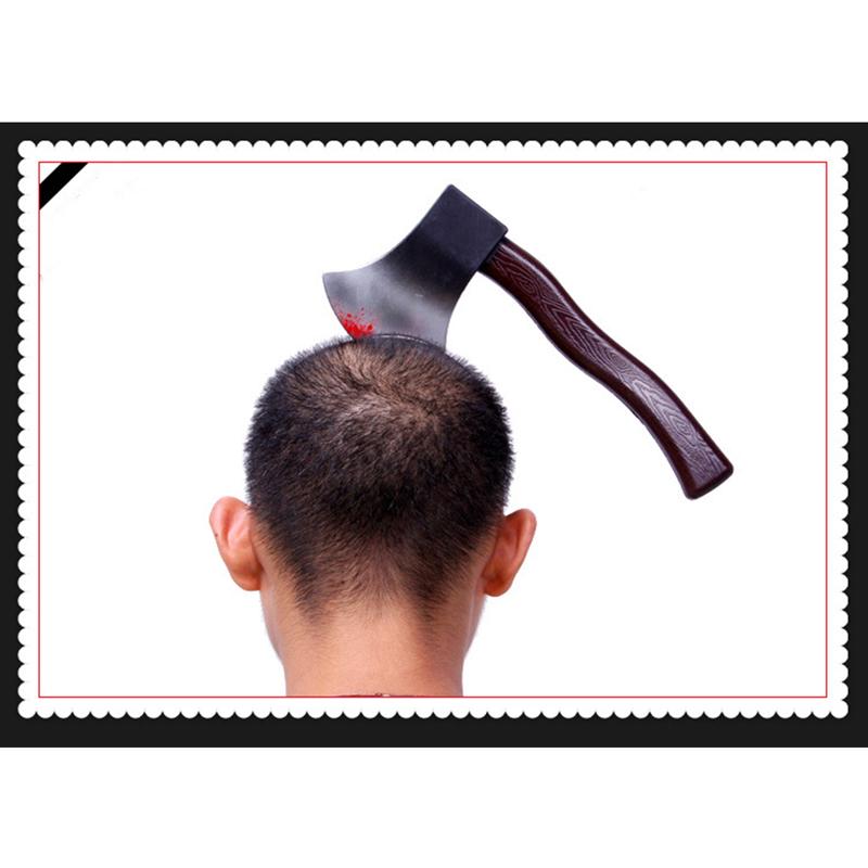 Falešná pila sekera nůž strašidelná halloweenská čelenka záludné rekvizity hororová párty dekorace