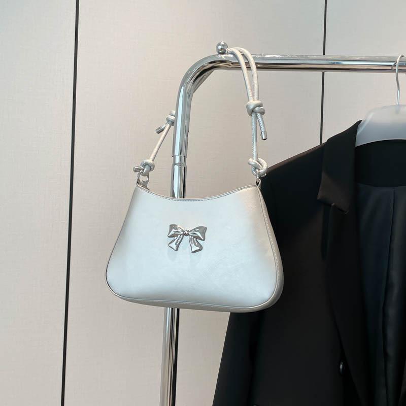 Trendy Fashionable Underarm Bag Small Shoulder Bag Chic Casual Style For Women In Vibrant Colors