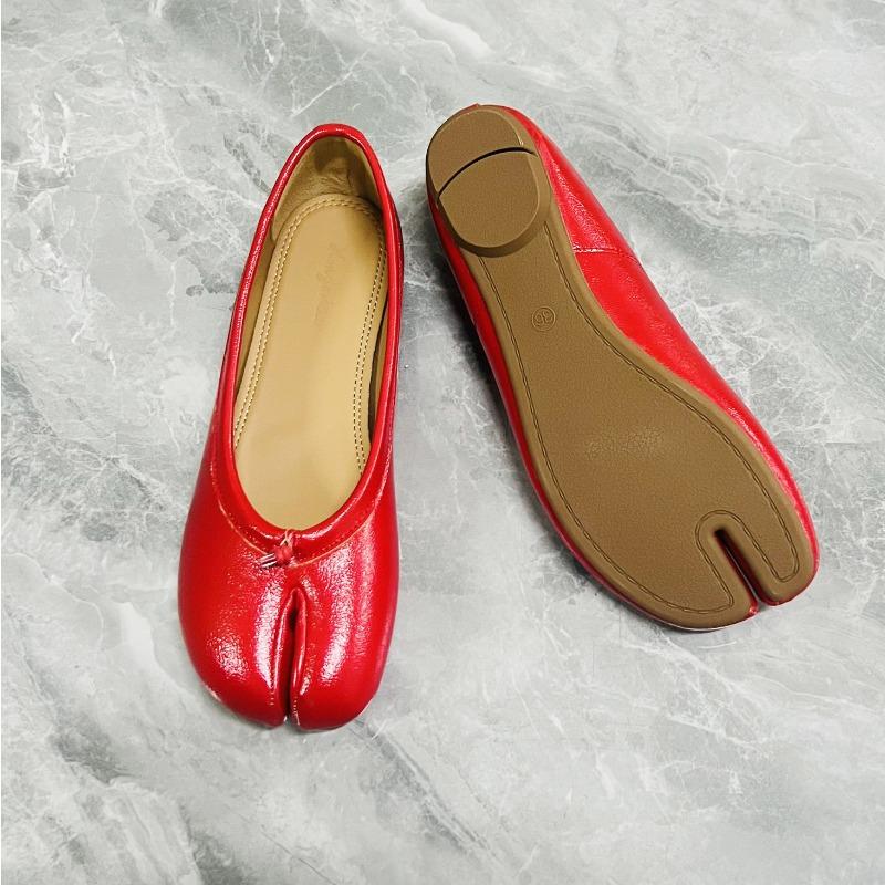 Split-toed Shoes Women's New Retro Classic Ballet Flat-soled Soft-soled Shallow-mouth Shoes Horseshoe Single Shoes