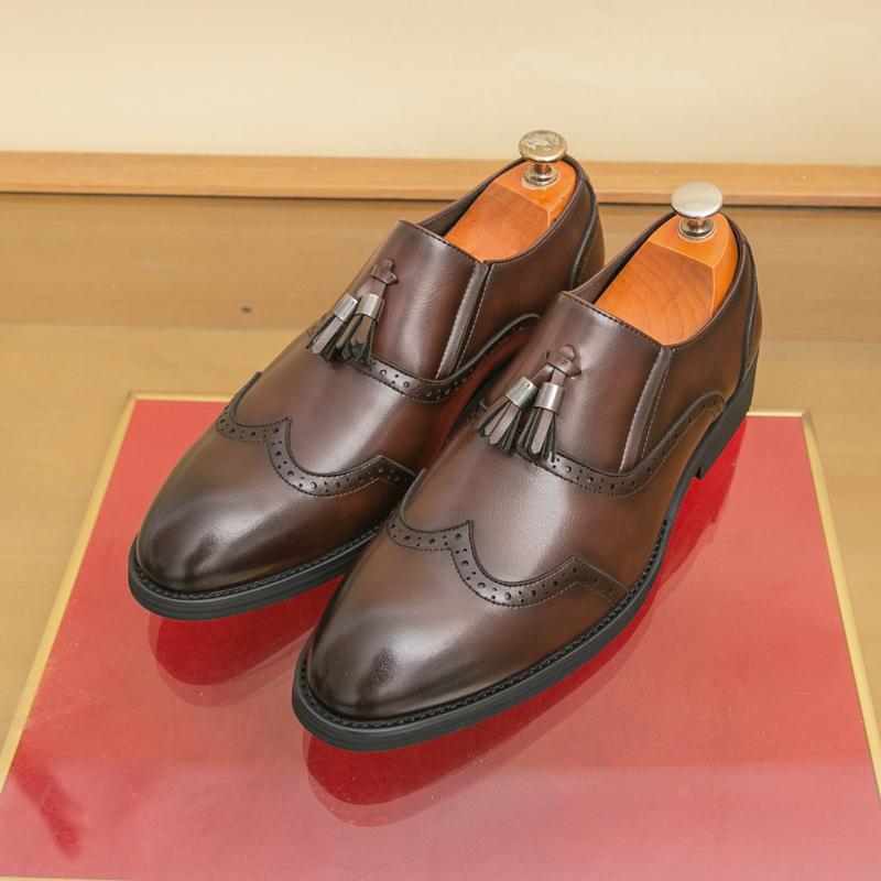 High Quality Social Brogues Leather Shoes Men Autumn Men s Dress Formal Leather Shoes Wedding Business Oxford Shoes Male Leather 38