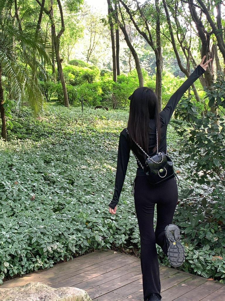 Women's Slim Fit UV Protection Jacket - Tight Yoga Top, Stand-Up Collar, Summer 2025 Style