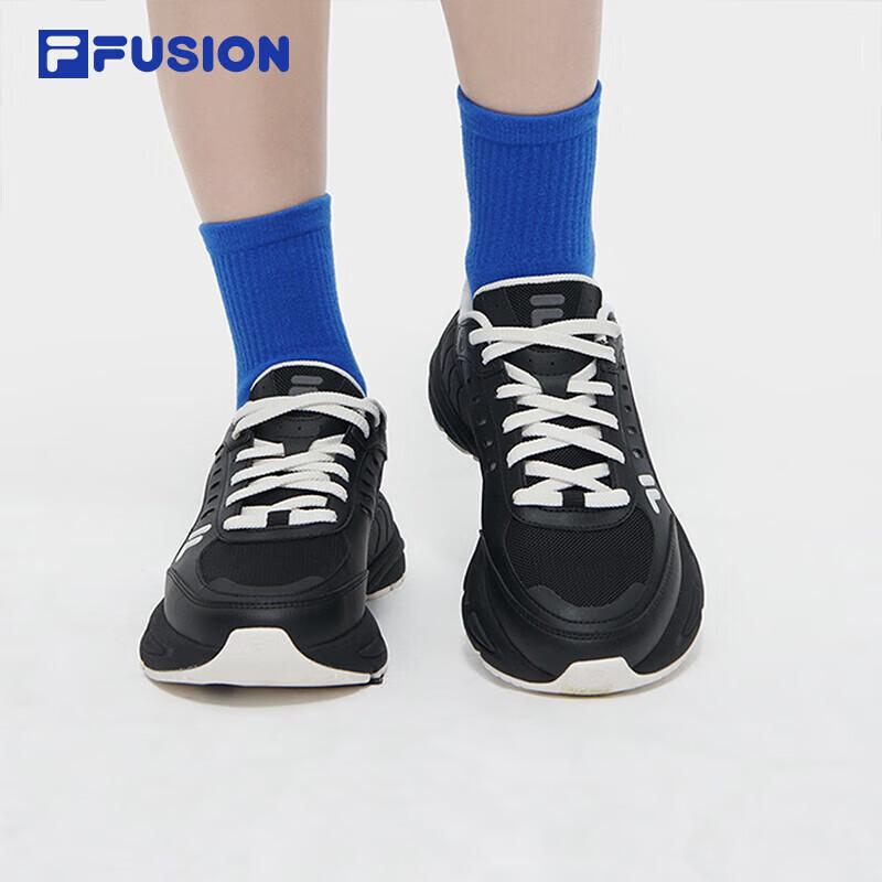 FILA FUSION Women s Star Ridge Retro Dad Shoes 38.5