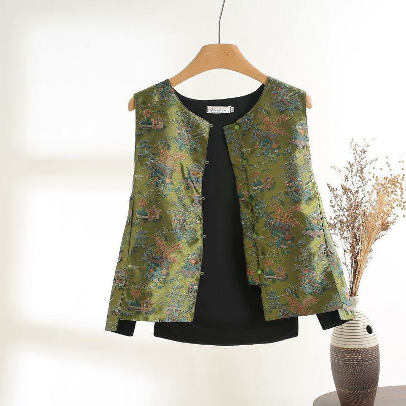 Year buckle jacquard vest women's 2025 spring clothing new design sense niche literature and art