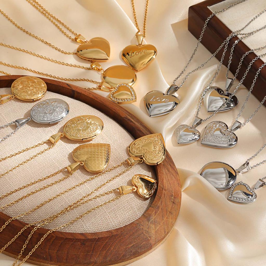Delicate Floral Oval Heart Locket Pendant Necklaces for Women,Stainless Steel Photo Frame Promise Love Keepsake Gift