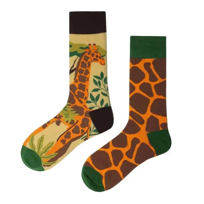 Ny Mode AB Asymmetriska Mandarinanka Herr- och Damsockor Tecknad Mode Roliga Söta Djur Mellanhöga Bomullssockor