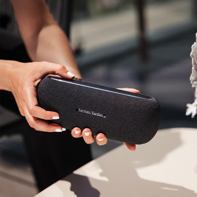 Harman Kardon LUNA Portable Bluetooth Speaker