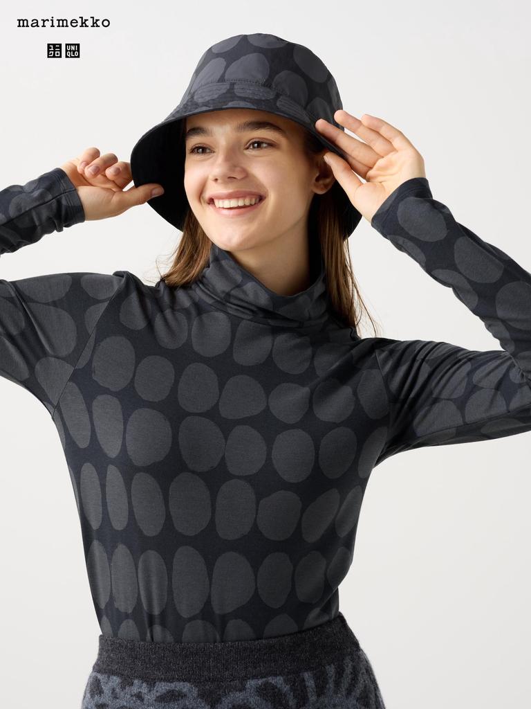 Uniqlo Japan HeaTTech TurTleneck T