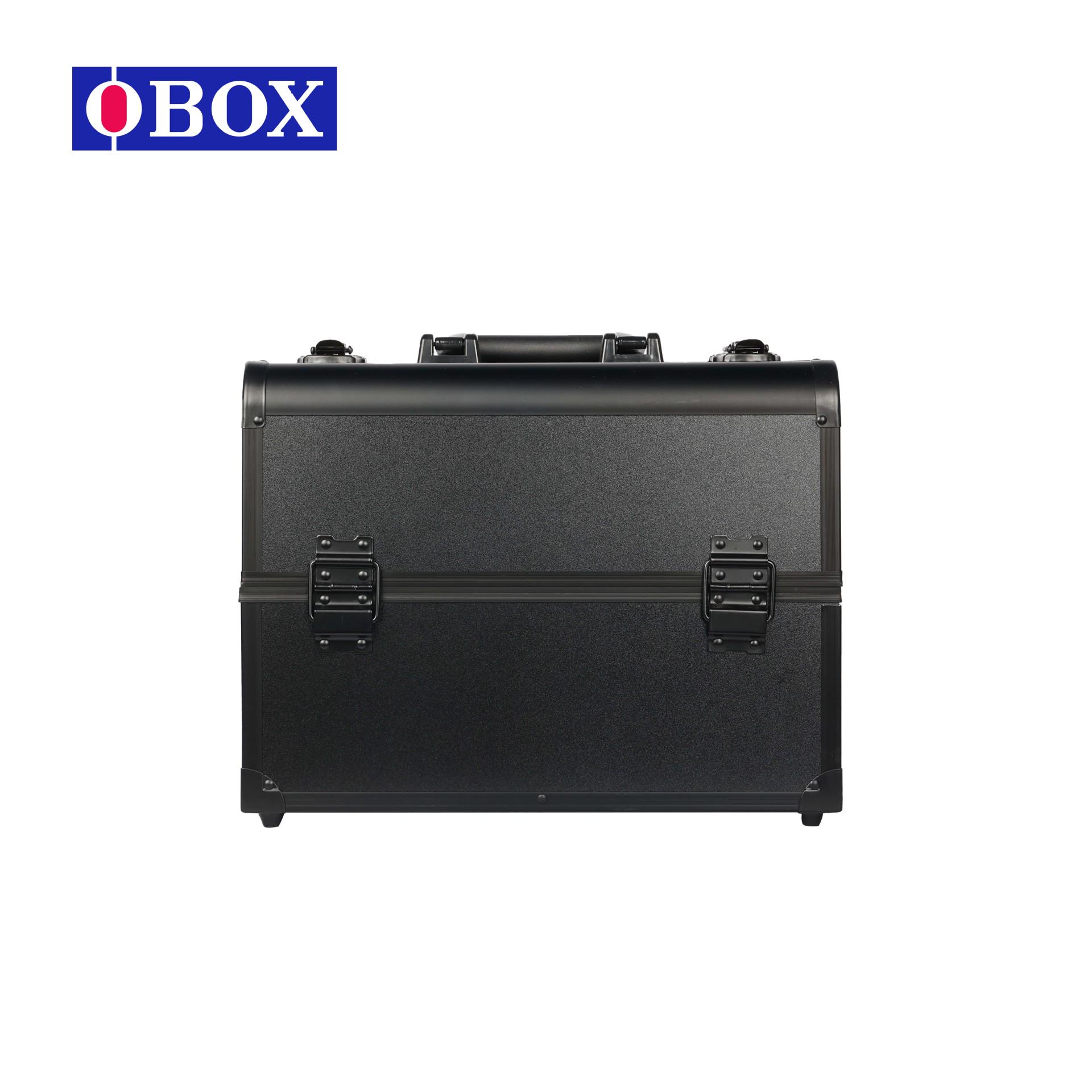 

Портативный многофункциональный кейс для макияжа и маникюра Qihui 13 с вышивкой 13 inch чёрный