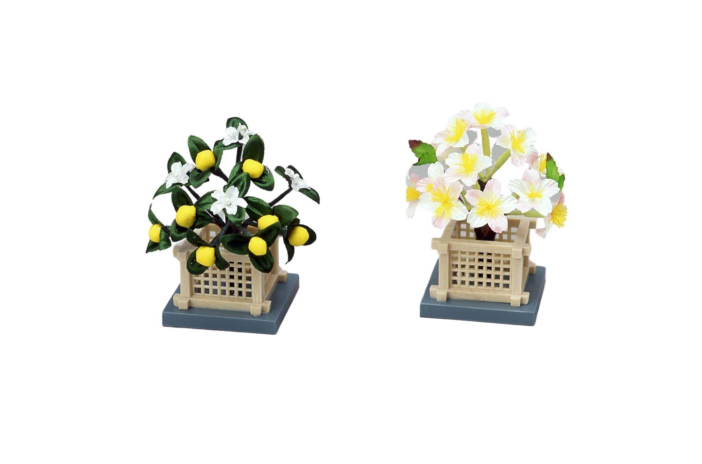 

Sakai Sangyo Kimekomi Cherry Blossom and Tachibana Perfect for Celebrating Hinamatsuri Joshi and other Made in Perfect for Prince and Princess display