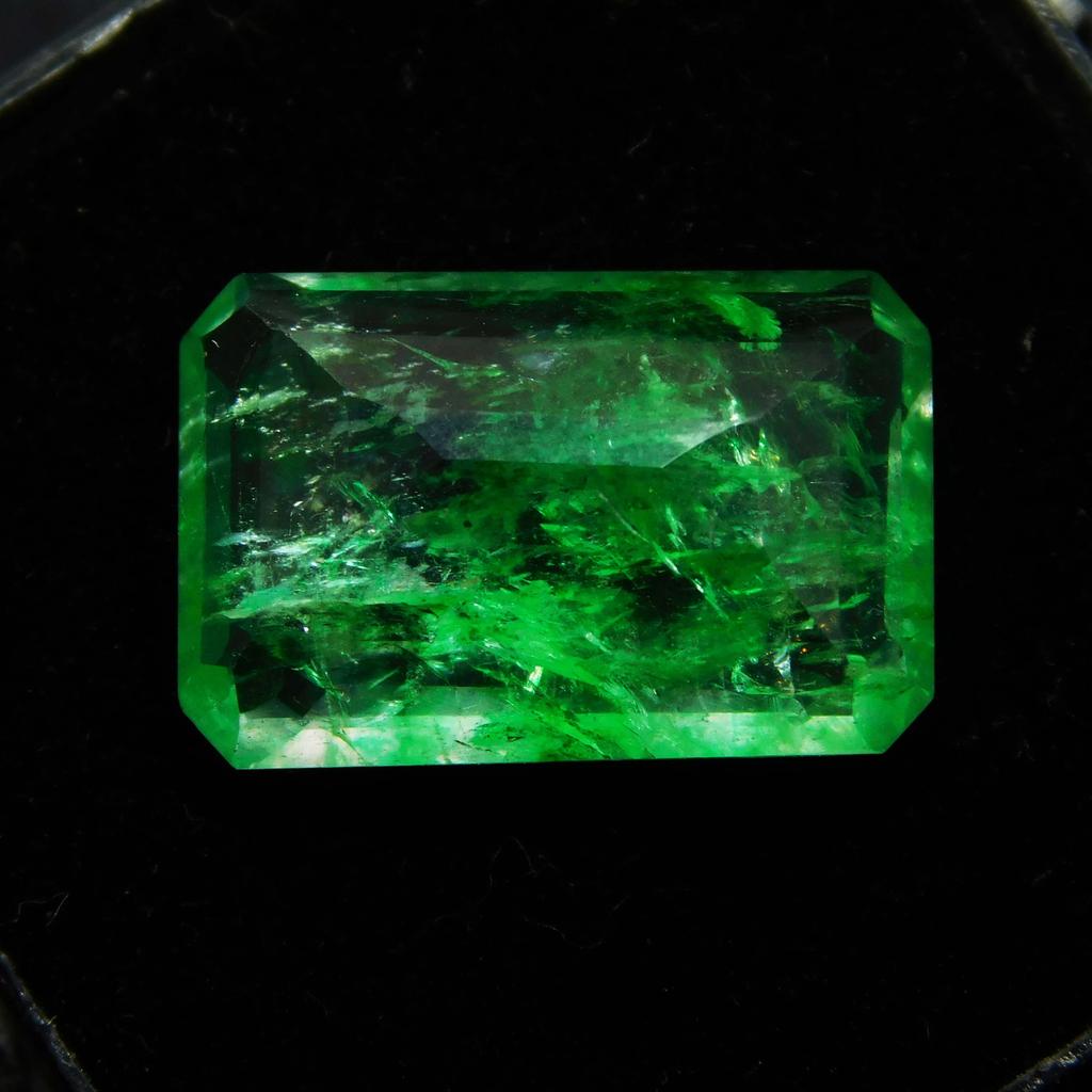 10.23 Ct Natural Green Colombian Emerald Emerald Cut CERTIFIED Loose Gemstone