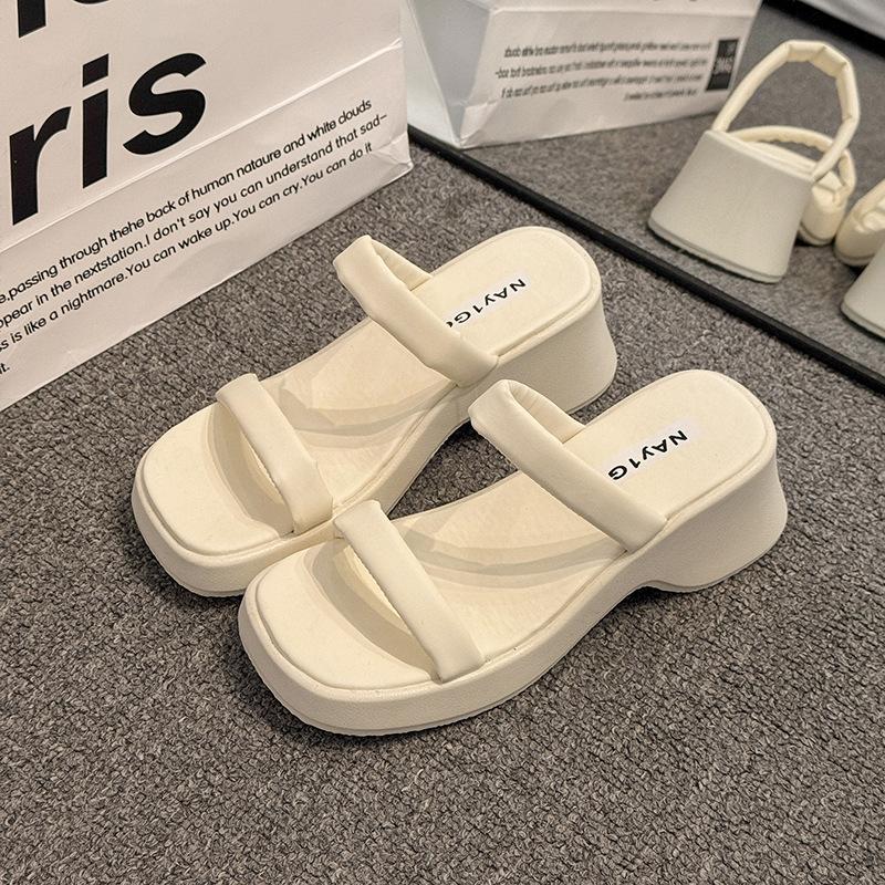 Platform Sandals Women's Outer Wear 2025 Summer New Korean Version Fashion Small Fragrant Wind Rhinestone Cover Toe Slope Heel Slippers Women's Trend