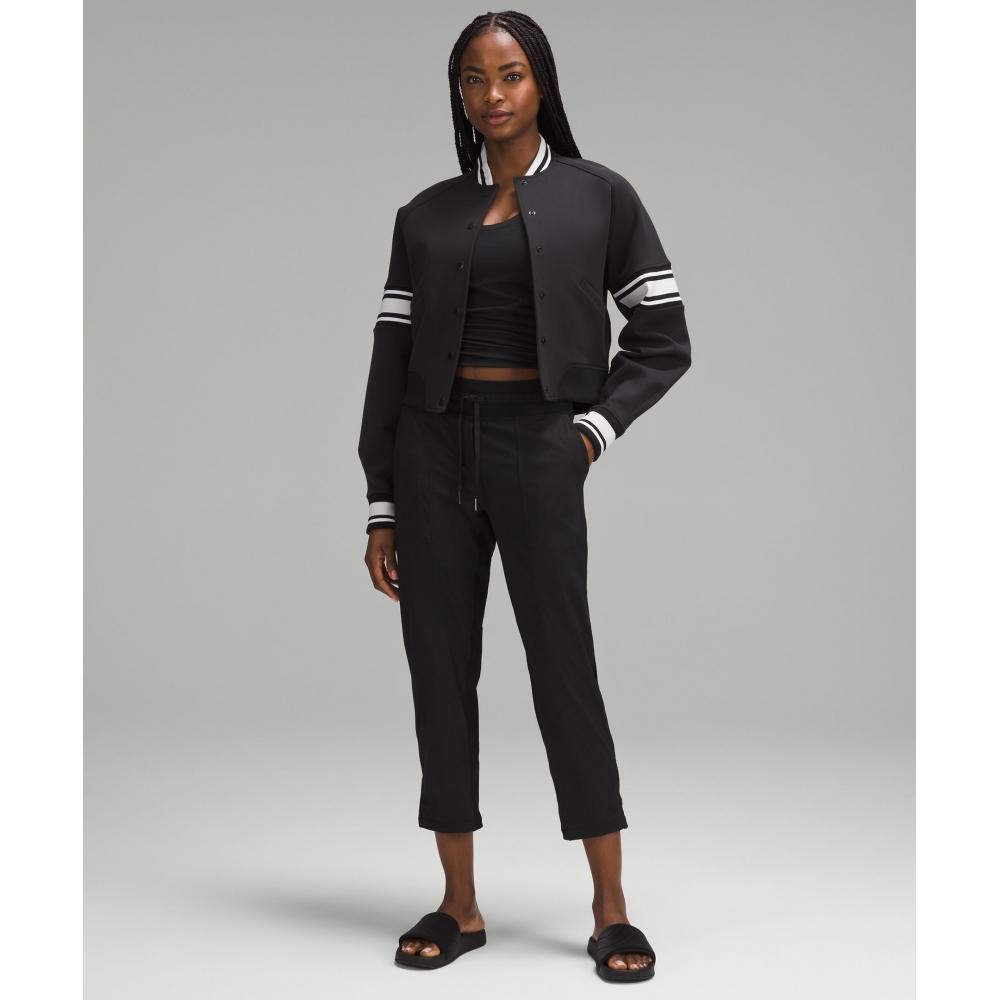 Lululemon Calça Curta Studio de Dança Cintura Média Preta