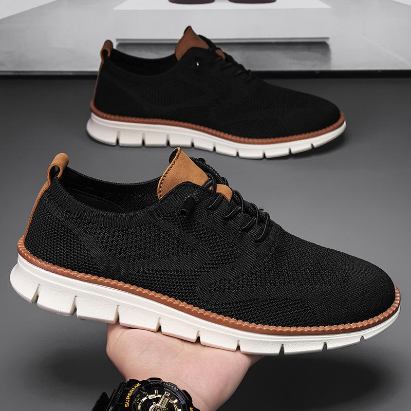 Large Size Men's Fly-woven Sneakers Board Shoes Fashion Low-top Shoes Outdoor Men's Sports Running Shoes Versatile Men's Shoes