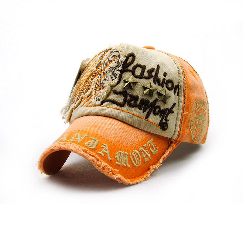 

Унисекс бейсболка из состаренного хлопка с нашивкой в виде буквы с заклепками оранжевый