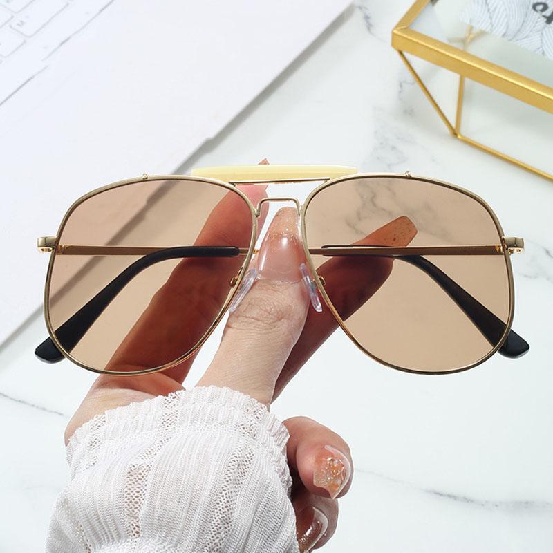 

Luxury Brand Designer Oversized Pilot Sunglasses Women For Men Vintage Popular Sun Glasses Punk Outdoor Metal Eyeglasses Uv400