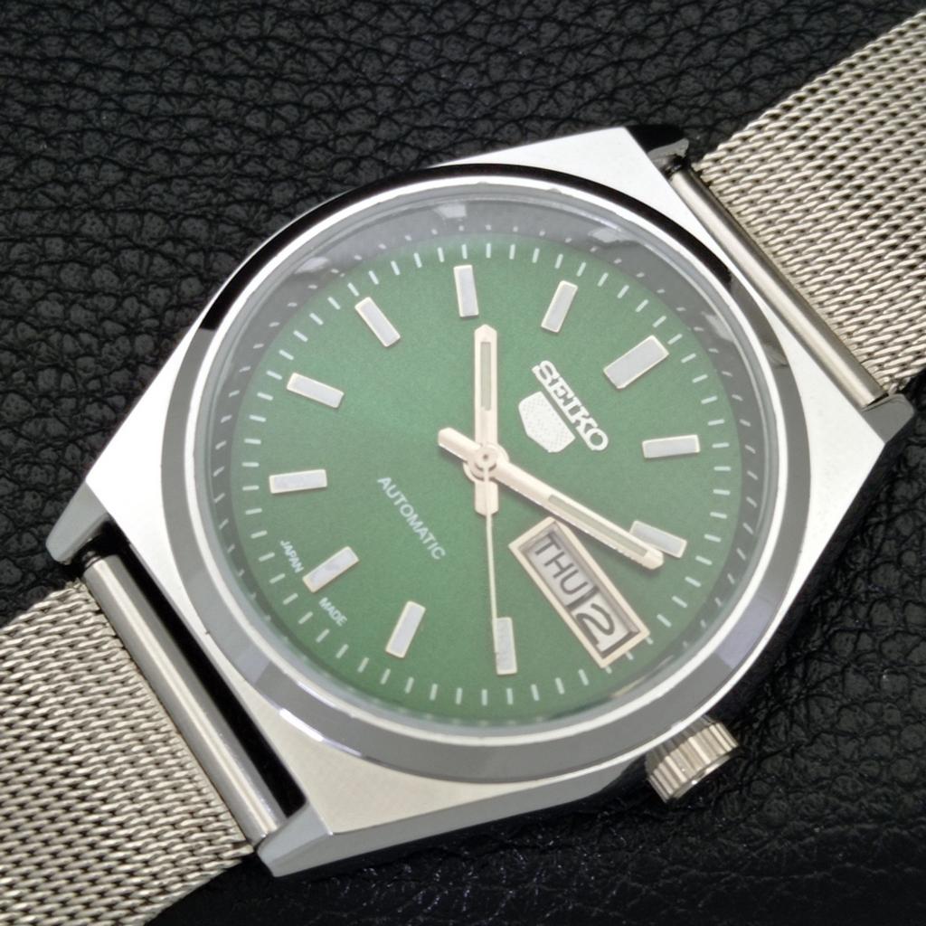 AUTOMATIC VINTAGE REFURBISHED SEIKO 5 JAPAN MENS GREEN DIAL WATCH A440667-9 Sk-a440667-1