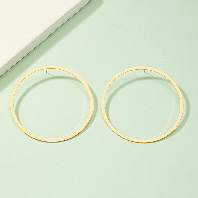 

Серьги с геометрическим кругом: Трендовая Преувеличенная Мода для Женщин – Европейские и Американские Стройнящие Шипы