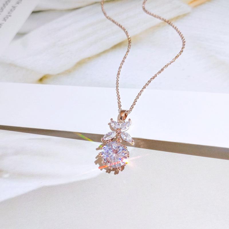 Rose Gold Zirconia Flower Pendant Necklace - Trendy 2021 Women s Clavicle Chain