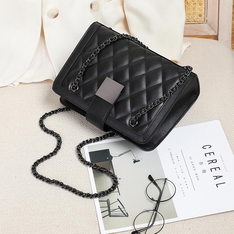 New Bag for Women's Bag Crossbody Bag Genuine Leather Chain Bag Small Bag Fashionable and Versatile One-shoulder Underarm Bag Small Square Bag