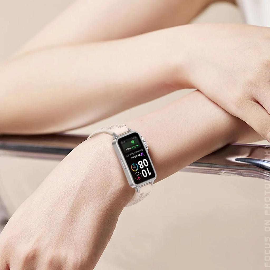 Women Silicone Flower 3D Engraved Strap for Huawei Band 10 9 8 Breathable Comfortable Bracelet Wristband for Huawei Fit4 Fit3 Fit2 Correa Accessories